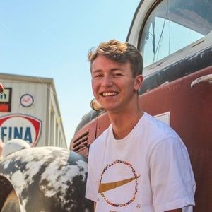 Meet your Posher, Tyler